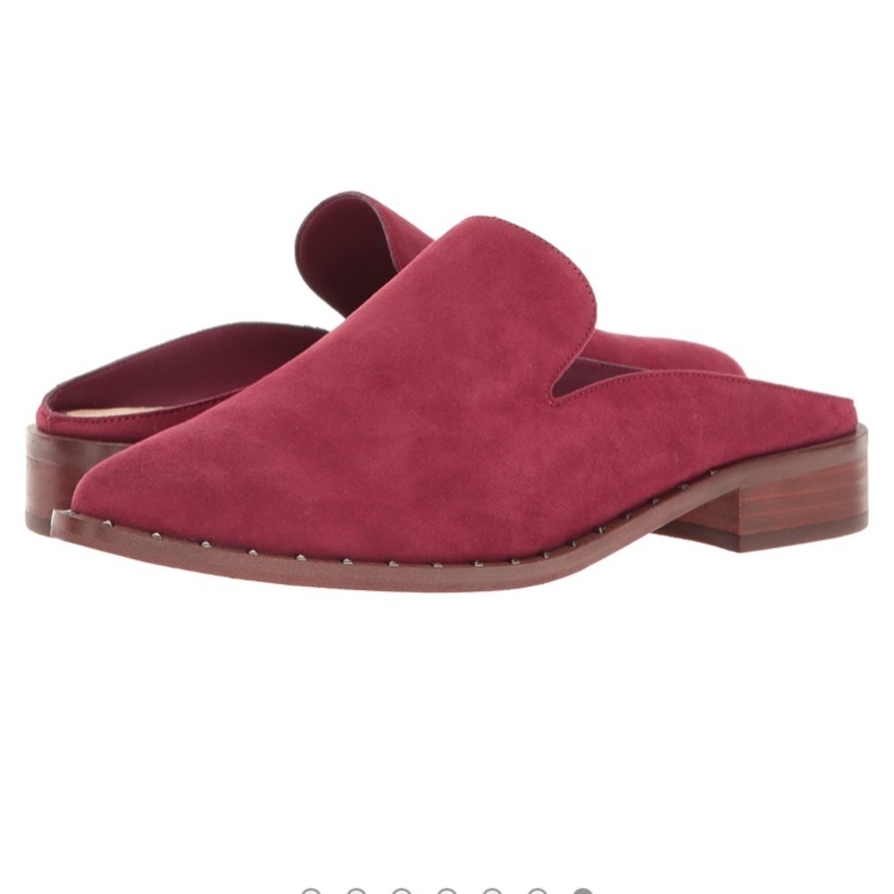 Sam Edelman Lewellyn Suede Mule in Cranberry